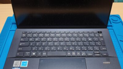 バッテリー交換 ASUS ExpertBook B9 (B9450F) 作業事例 #1